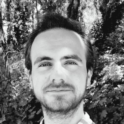 Aurélien - Expert en référencement payant, achat média, SEA, SMA, Social Ads - Partenaire de Womindi sur les missions de marketing digital